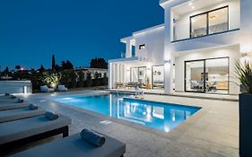 Vatia Villas